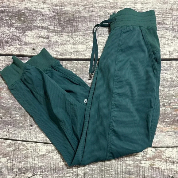 Lululemon Dance Studio Joggers - Picture 1 of 7